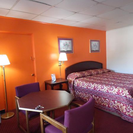 Tazewell Motel Exterior photo
