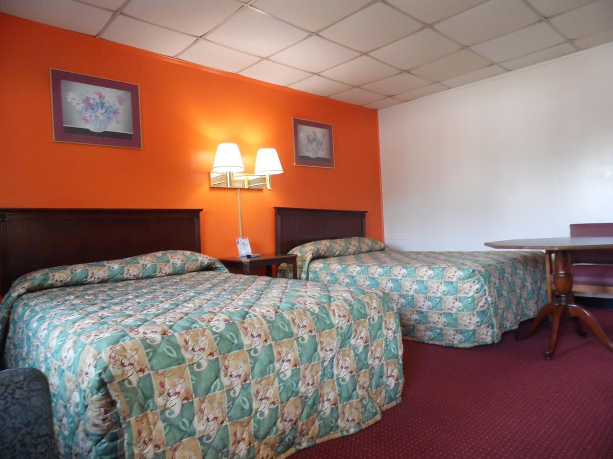 Tazewell Motel Exterior photo